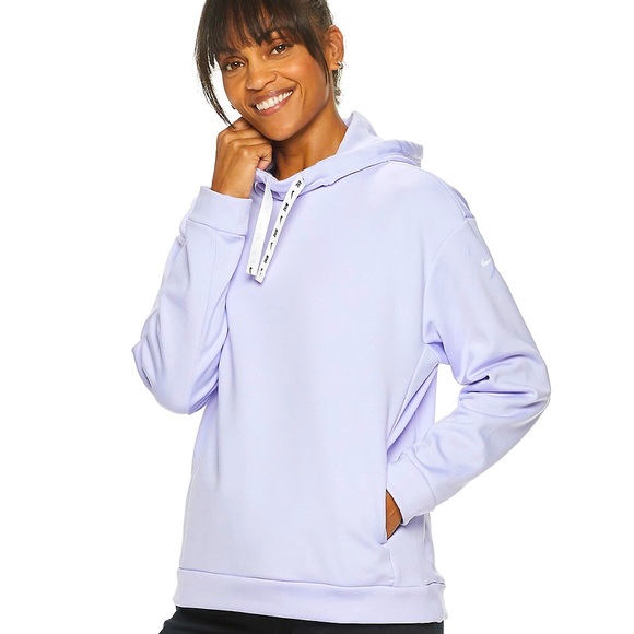 Nike Tops - Nike Therma Hoodie